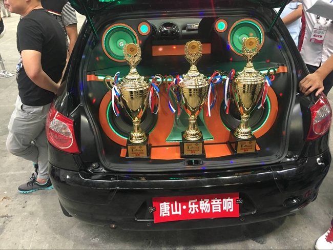 唐山樂暢出征廊坊汽車音響大賽，一車囊括外場
