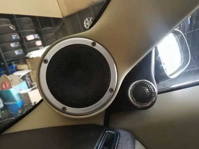 In路上，你的旅行福“音”，新疆沃爾沃S80L升級