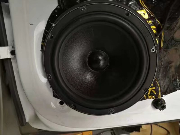 舒服的午后需要一首音樂來安撫,新疆高爾夫7升級德國ETON