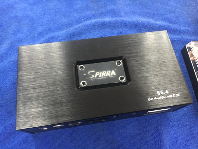 唐山樂暢店大眾途昂升級德國伊頓 pro170.2，讓初次升級的汽車音響愛好者滿意十足