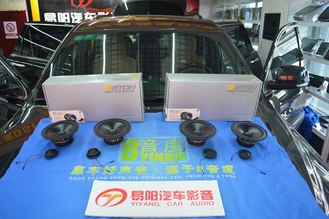 沈陽易陽汽車影音吉普大切諾基升級POW 172.2，與音樂并肩作戰