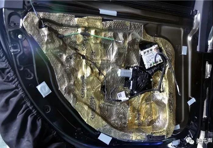讓你黑夜中不寂寞，車改坊武漢歌德店改裝奔馳E300