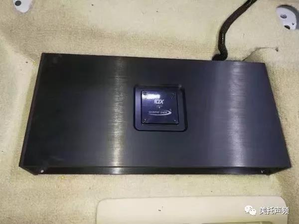 逍遙自在任我闖，豐田酷路澤升級斯派朗魔音盒Ⅱ代DSP-AM85.4【新疆車改坊】