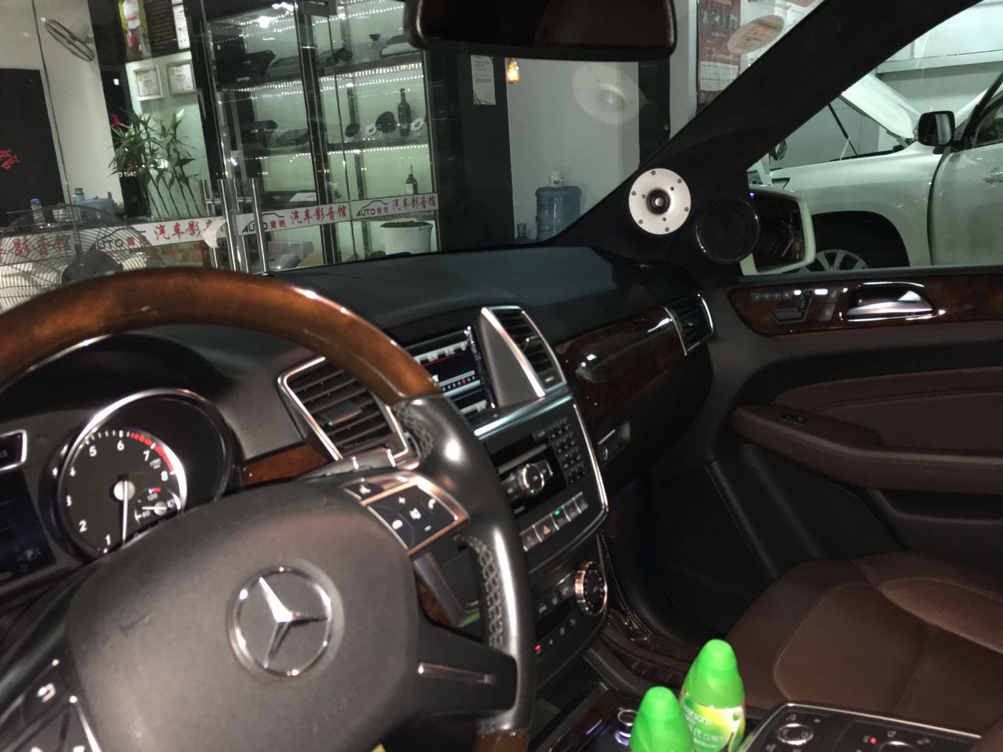 廣州黃艷汽車影音館