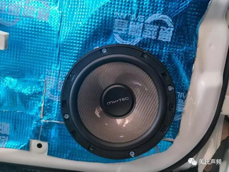 原車主機推動，照樣有驚喜-車改坊太倉店這輛汽車音響升級不一般