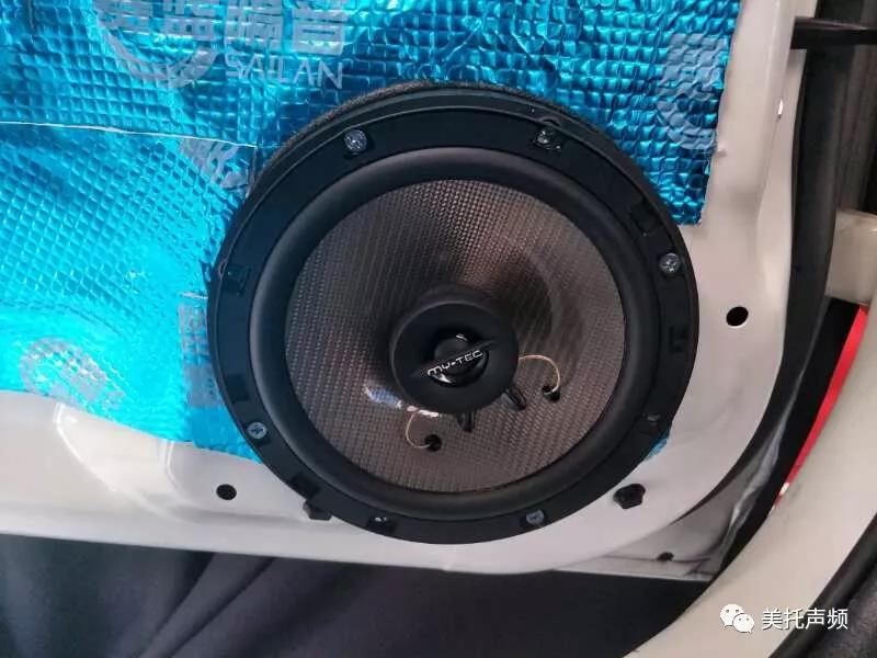 原車主機推動，照樣有驚喜-車改坊太倉店這輛汽車音響升級不一般