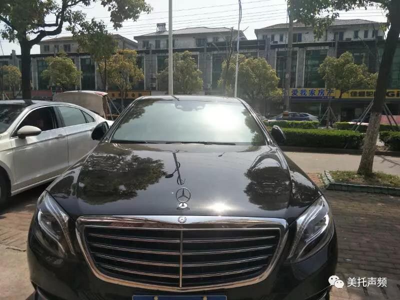 奔馳也需要改裝！不一樣的發燒體驗-車改坊太倉店為奔馳汽車音響升級