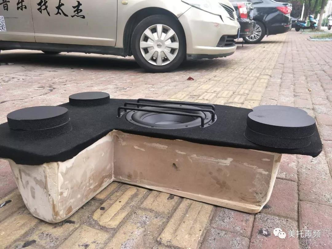 奔馳也需要改裝！不一樣的發燒體驗-車改坊太倉店為奔馳汽車音響升級