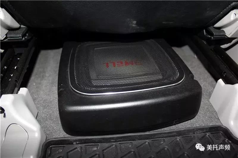 能唱不行，還要會唱-車改坊武漢店為豐田塞納汽車音響升級德國ETON