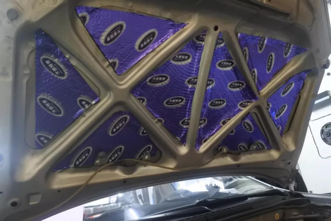 終于不用再羨慕朋友的車了∥豐田花冠升級斯派朗音響+全車大能隔音案例分享