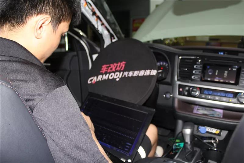 這個七夕？心隨音動，開啟不一樣的浪漫-車改坊武漢店為豐田漢蘭達音響升級德國ETON