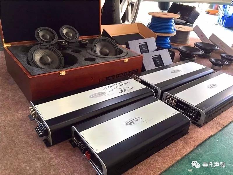 兩臺PS8，30W重金打造-車改坊武漢店為奧迪Q5音響升級美國Hybrid Audio