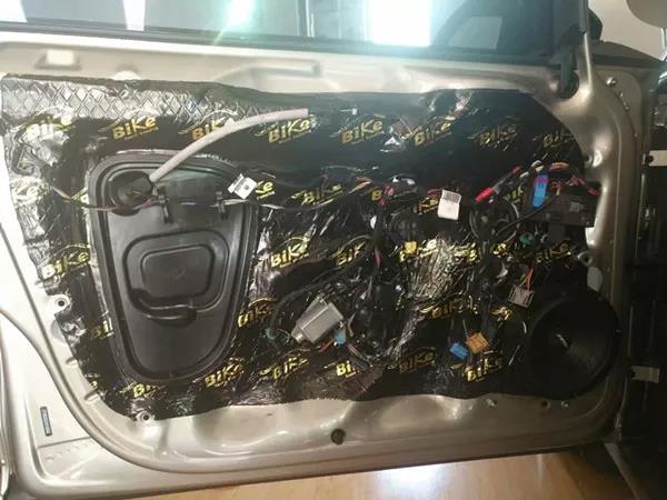 唱功了得就是不一樣!-車改坊新疆店高爾夫7汽車音響升級德國ETON
