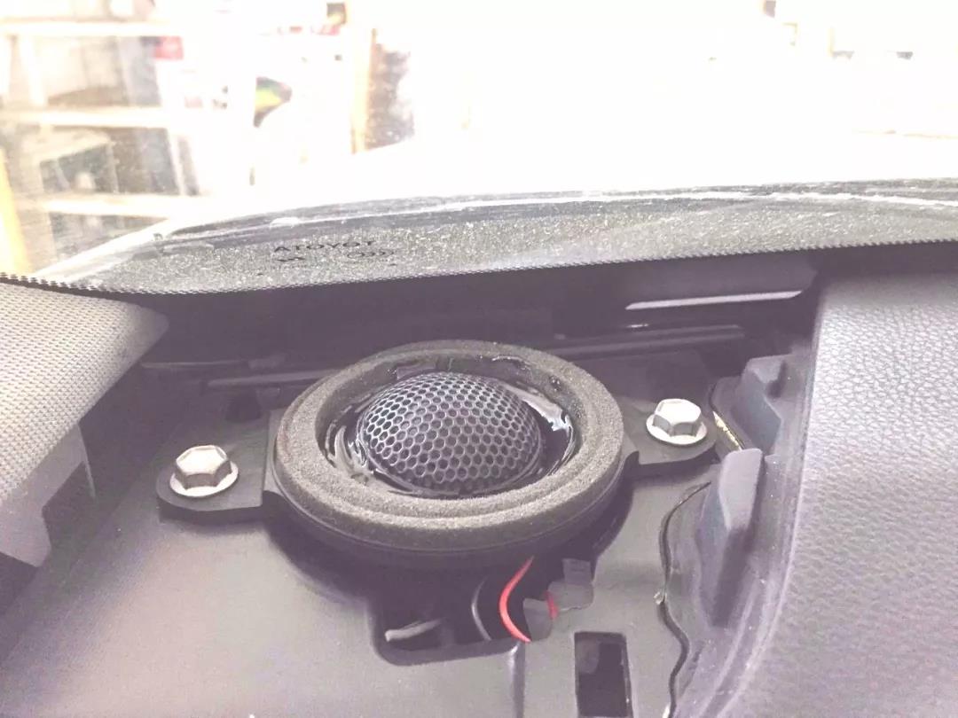 余生,回憶與陪伴同在-車改坊鄭州卡卡汽車音響店漢蘭達音響升級德國ETON