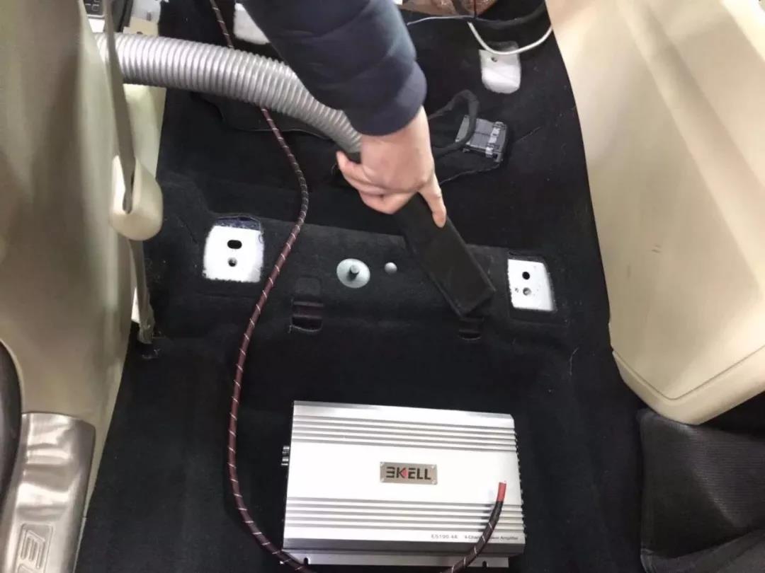 越努力越幸福！-車改坊重慶店福特銳界汽車音響升級德國ETON