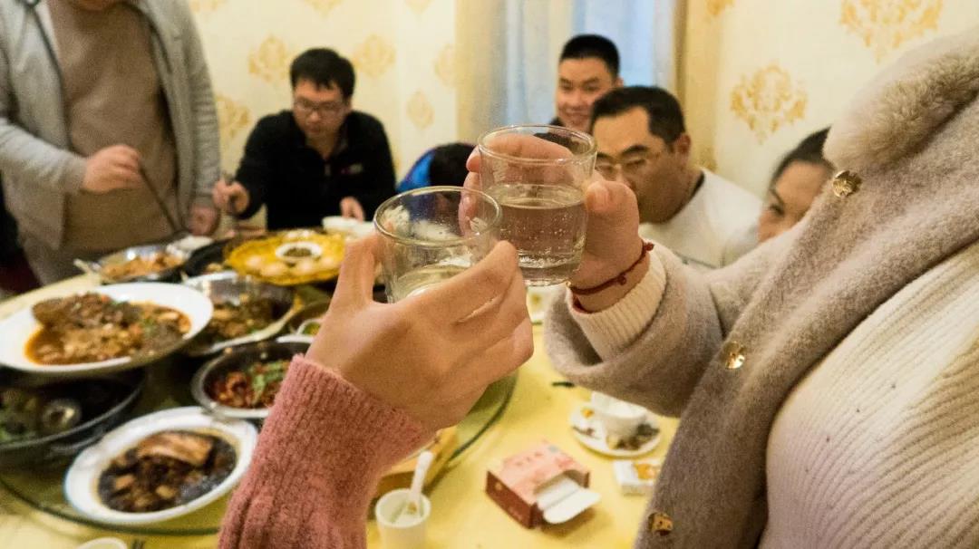 氣氛搞起來，紅紅火火過大年！