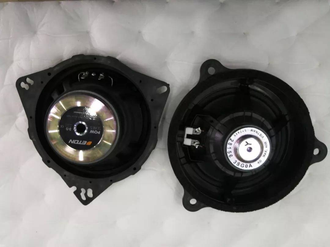 一臺超薄低音炮來點亮全場！新款SMART這波升級車主很滿意