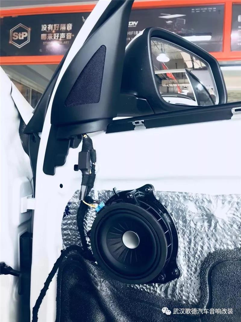 駕車兜風的美妙音樂之旅 武漢寶馬X1汽車音響改裝