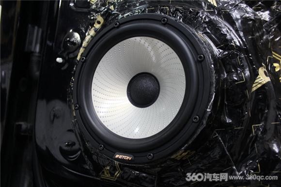 奧迪Q7隨時刮起音樂風暴 上海音豪完美改裝德國伊頓頂級大系統