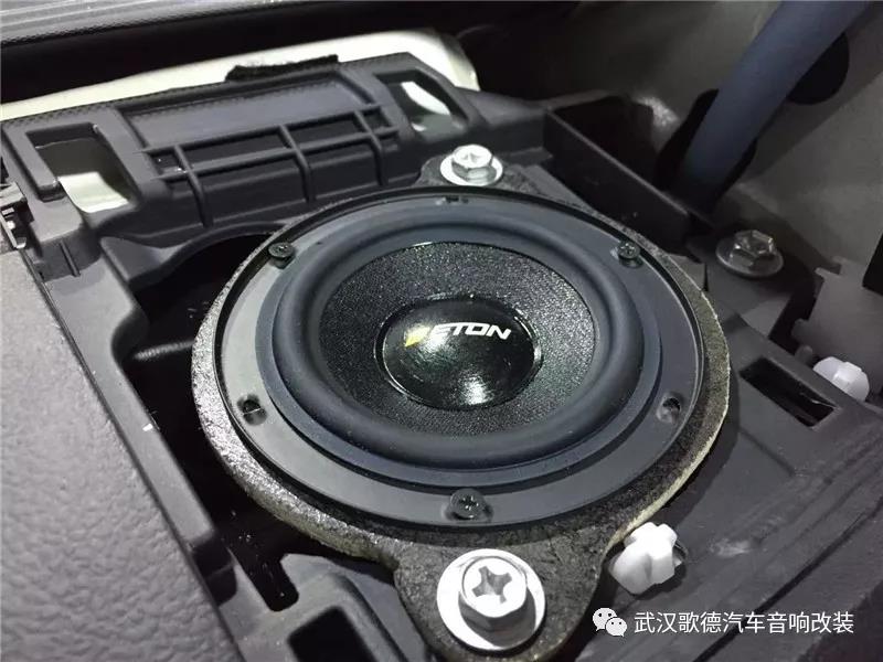 好聲音陪您度過越野好時光 武漢豐田霸道汽車音響改裝