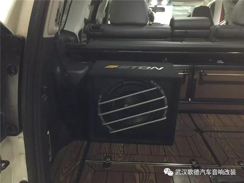 好聲音陪您度過越野好時光 武漢豐田霸道汽車音響改裝