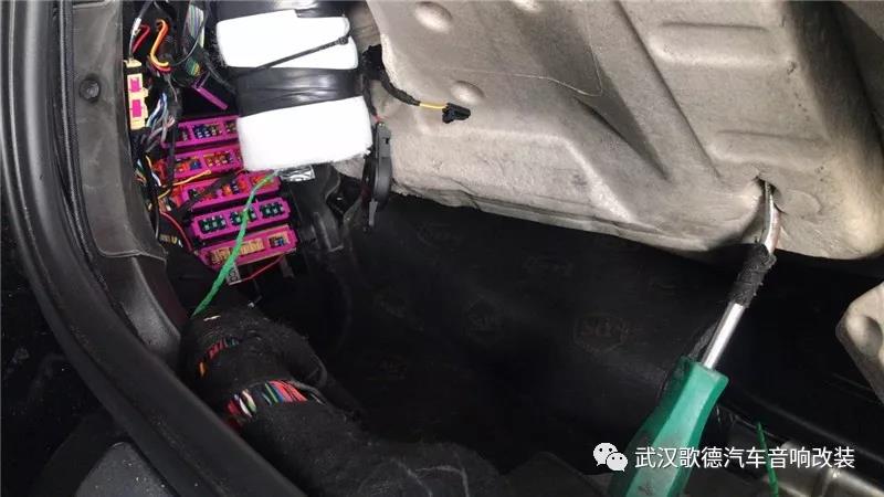 環繞音樂極致享受 武漢奧迪A6L汽車音響改裝