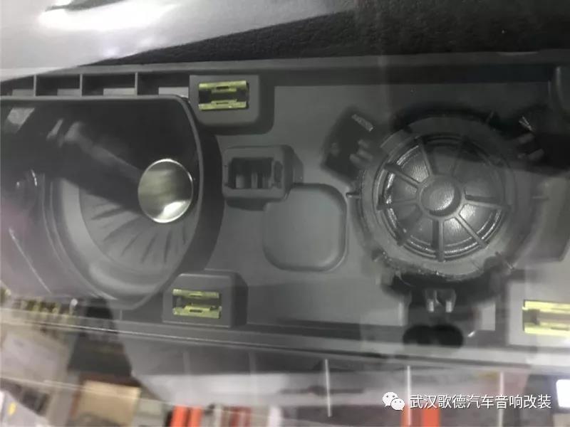 環繞音樂極致享受 武漢奧迪A6L汽車音響改裝