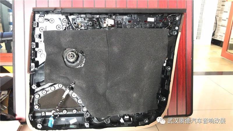沉迷伊頓的完美人聲 武漢保時捷卡宴汽車音響改裝