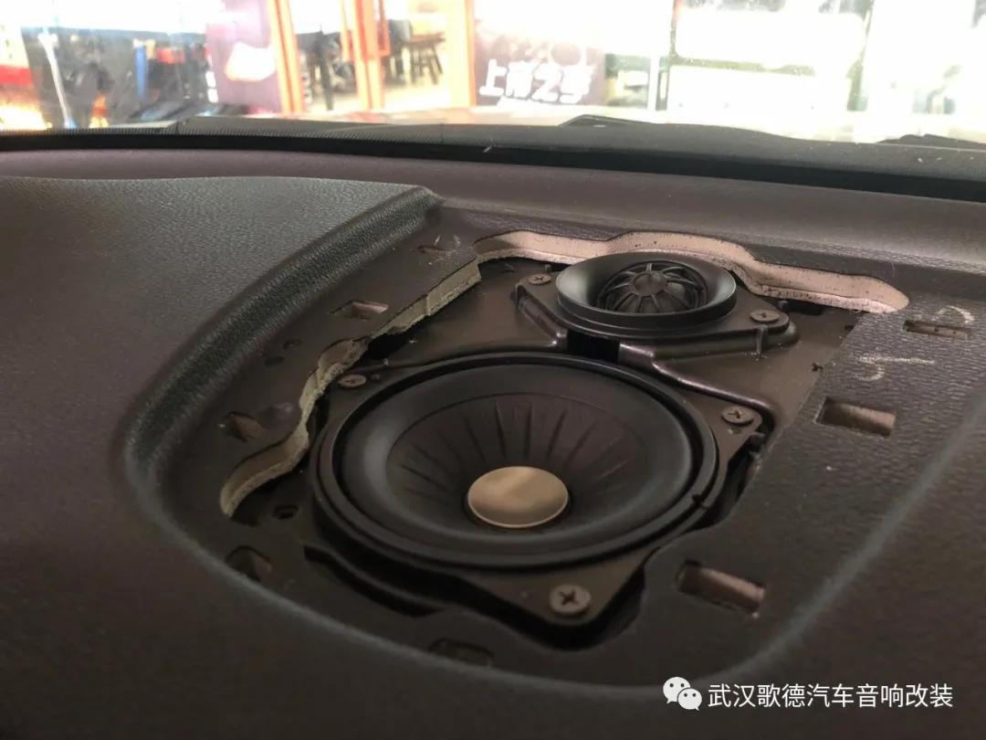 音響補齊無損升級 武漢寶馬X5汽車音響改裝