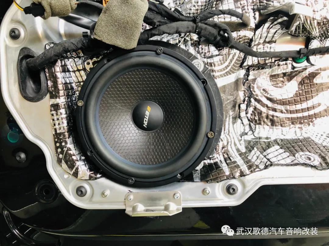 靚麗真實的豪車音響 武漢賓利飛馳汽車音響改裝
