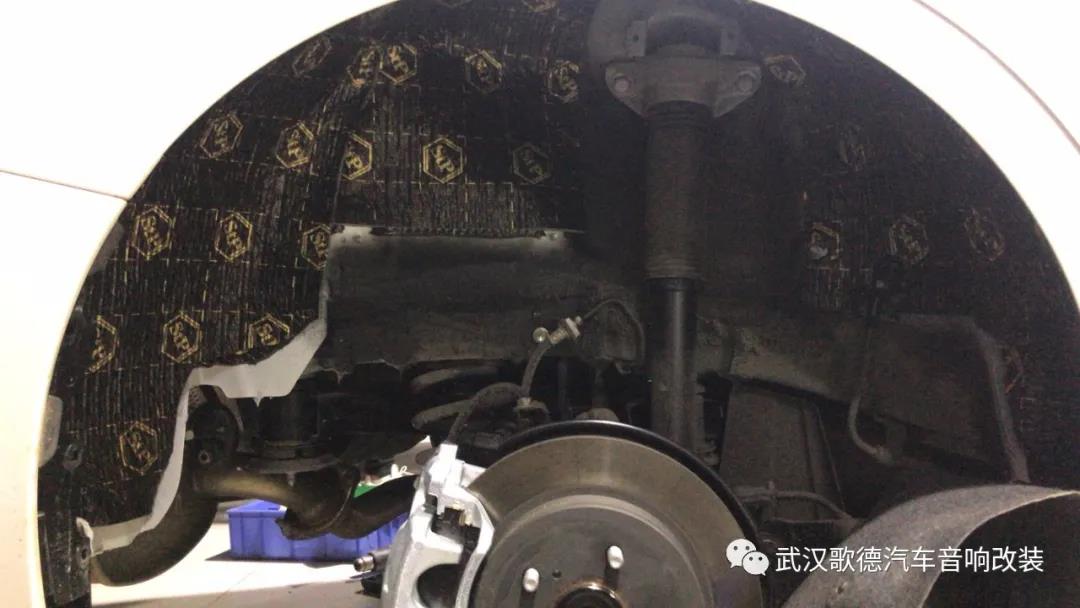 數據分析精準處理 武漢歌德雷克薩斯ES200汽車隔音改裝
