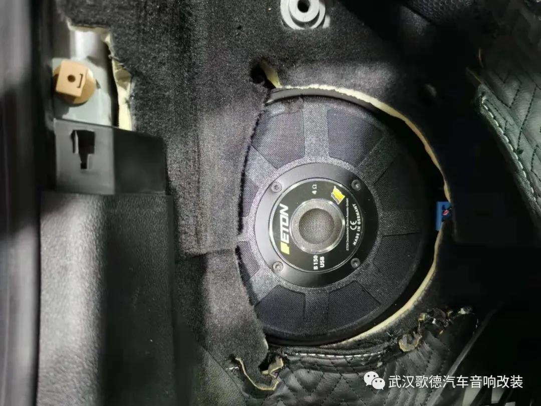 專用音響巨大提升 武漢歌德寶馬五系汽車音響改裝