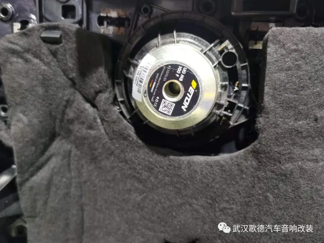 柏林之聲升級伊頓專用 武漢歌德奔馳EL200汽車音響改裝