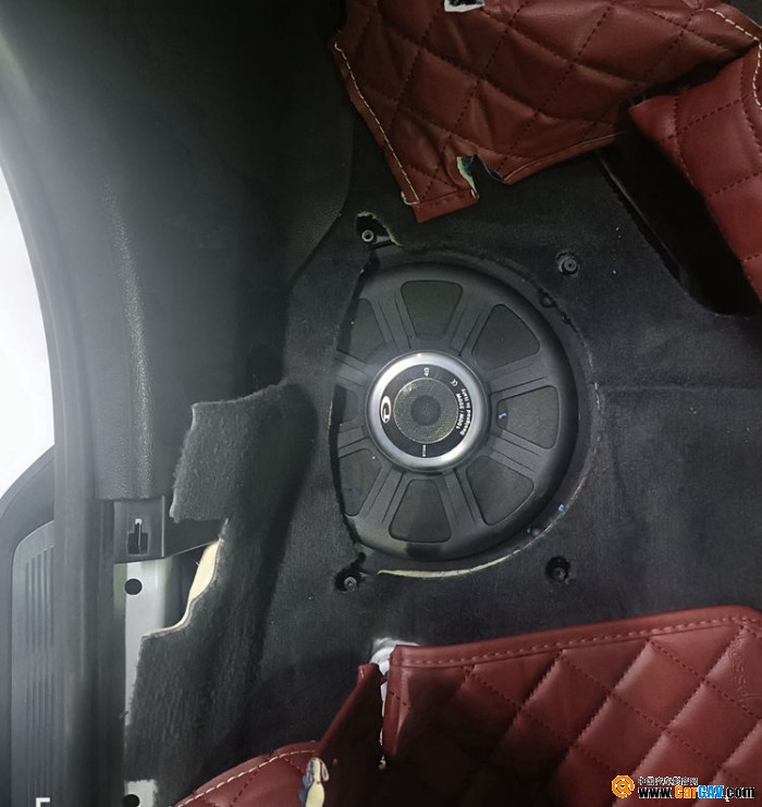 點擊查看原圖 12個喇叭全部升級,TEC專車專用為寶馬5系無損定制360°環繞