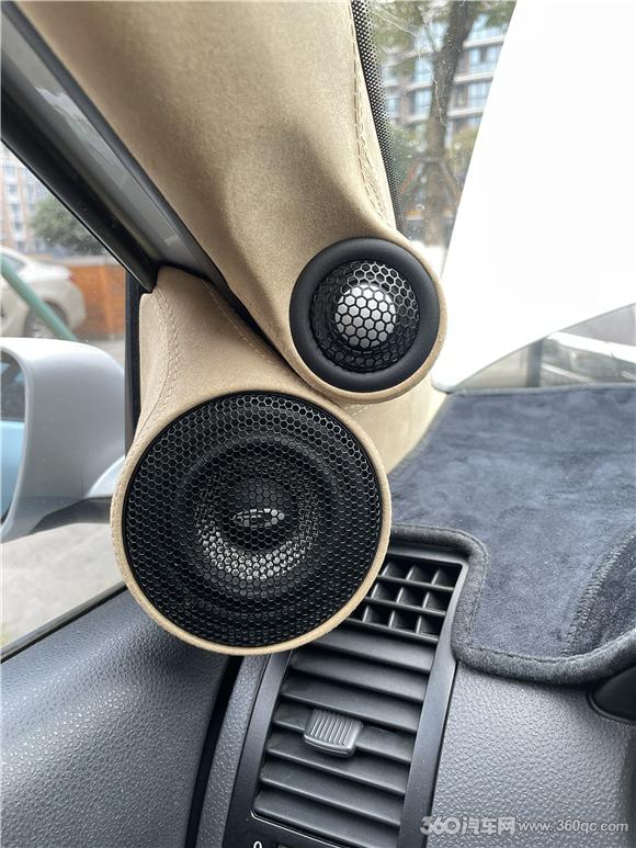大眾高爾夫汽車音響發燒改裝 正力車福加意大利TEC傳遞靚聲