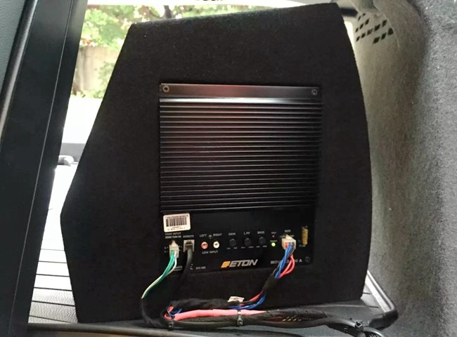 簡單的美好 臺山車龍奧迪A4改裝是德國ETON汽車音