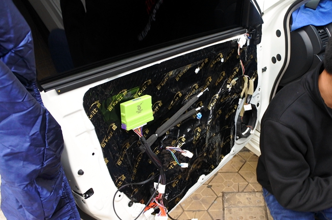 音樂之巔 車改坊汽車影音連鎖日產天籟改裝TEC、