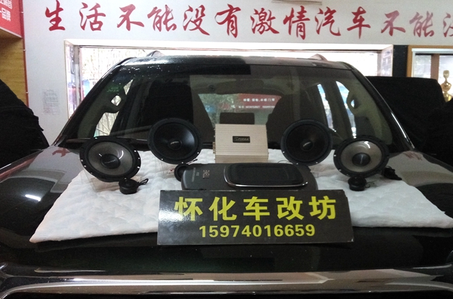 恰如其分 車改坊汽車影音連鎖豐田霸道改裝TEC、