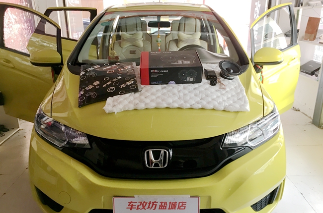 不如選擇口碑 車改坊汽車影音連鎖本田飛度改裝