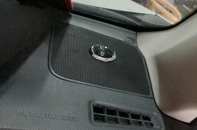 勇往直前 景洪俊昌榮豐田RAV4改裝美國霸克汽車音