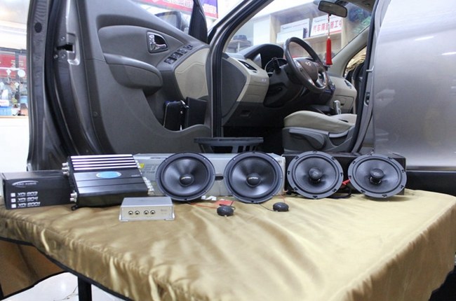 榮耀你我他 上海音豪現代ix35改裝ETON和ARC汽車音