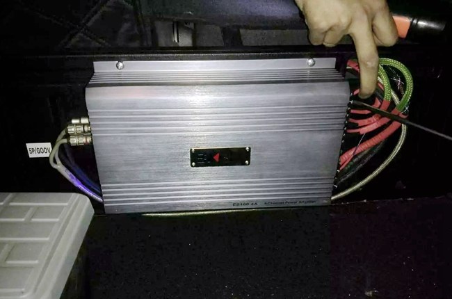 再不改裝就要OUT了 新疆車佳坊起亞索蘭托改裝