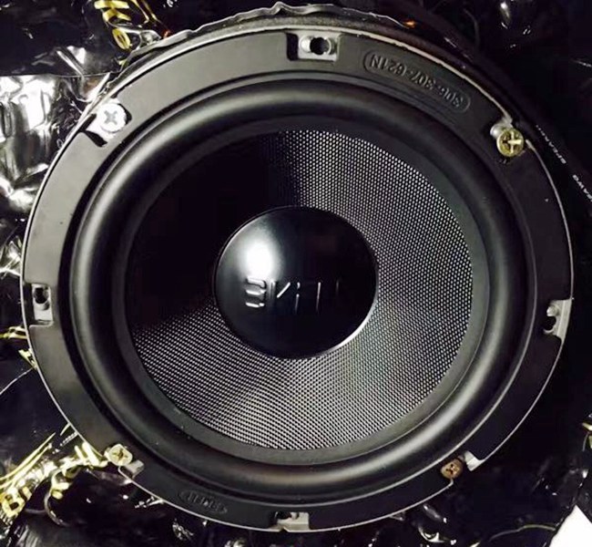 時尚傳送門→_→ 車改坊汽車影音連鎖現代IX25改