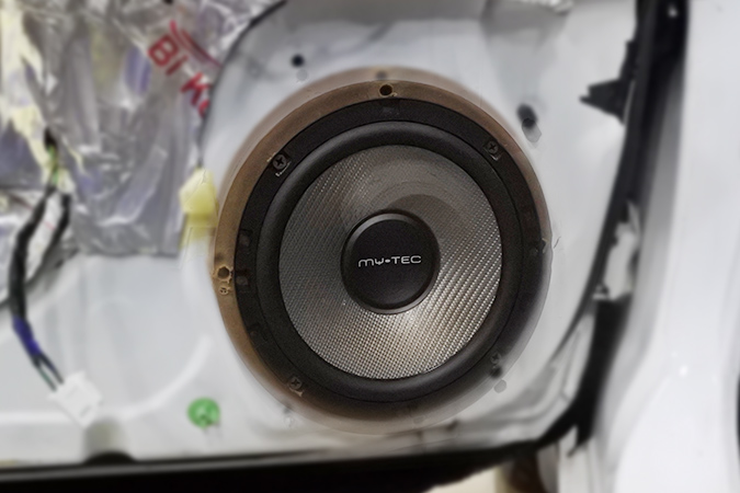 日產軒逸無損換裝意大利TEC入門級MY6k兩分頻汽車音響