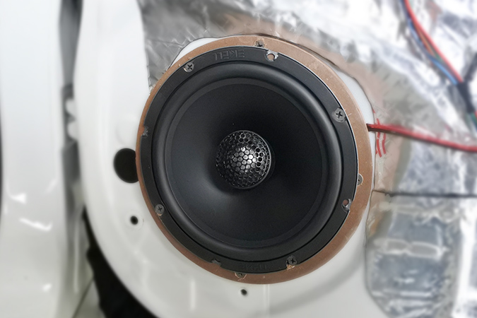 日產軒逸無損換裝意大利TEC入門級MY6k兩分頻汽車音響