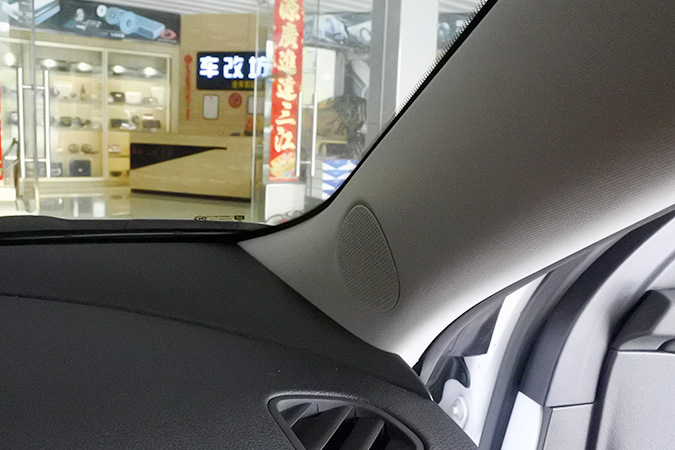 邁銳寶改裝意大利TEC聲浪系列SPL6/K兩分頻汽車音響，配霸克BD超低音很生猛