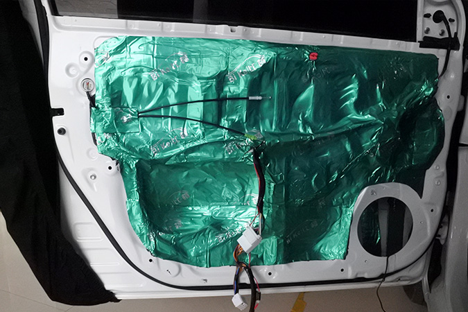 豐田雷凌無損換裝意大利TEC 入門級系列MY6K兩分頻汽車音響，音樂的層次感出來了