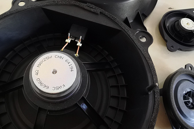 還是這個經典組合，大眾朗逸改裝TEC MY6K+霸克C10.3超低音，2.1小炸機系統