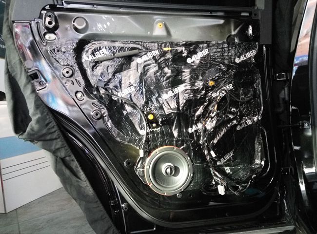 無關風月 車改坊汽車影音連鎖眾泰SR7改裝斯派朗