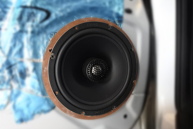 長城M4無損改裝意大利TEC MY6K兩分頻套裝喇叭+美國霸克CX650同軸喇叭